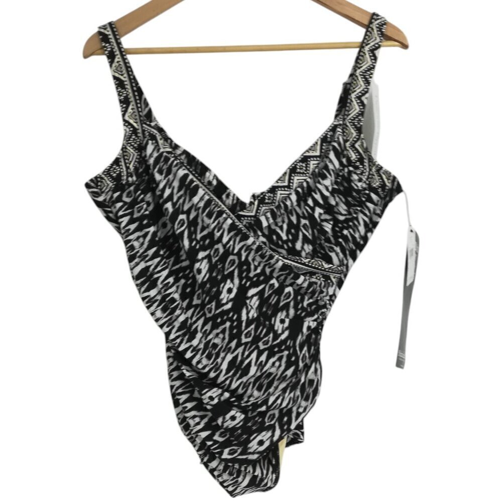 Miraclesuit One Piece Underwire Swimsuit Size 16 Black White Geometric Wrap